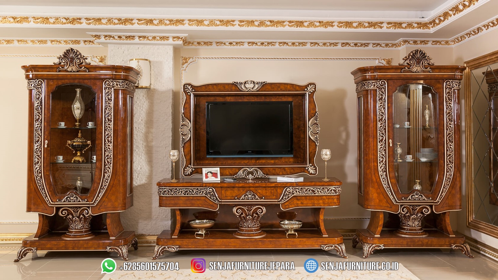 Ide Meja Bufet TV Mewah Klasik Kaca 100% Jati Berkualitas Bufet TV Mewah, Meja TV Klasik, Almari TV Klasik, Bufet TV Klasik, Bufet TV, Bufet TV Minimalis, Bufet TV Kayu Jati, Bufet TV Terbaru, Bufet TV Kaca, Bufet TV Hias, Bufet TV Ukir Jepara, Lemari Hias Klasik, Lemari Hias Minimalis, Meja TV Minimalis, Lemari TV Kayu Jati