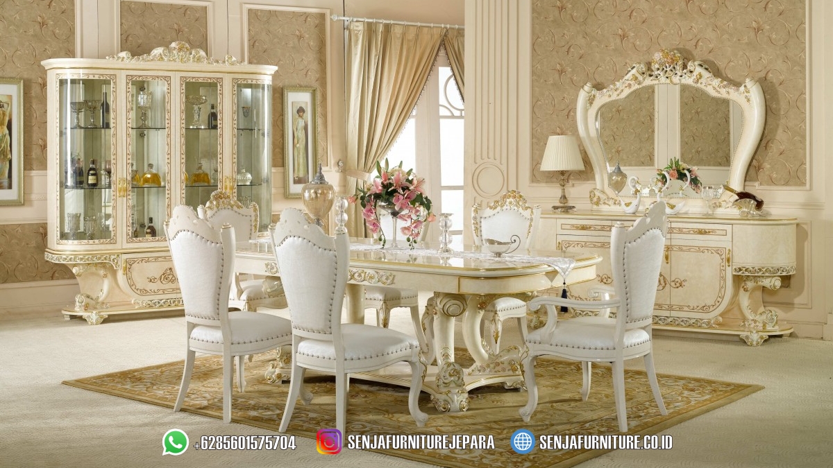 Meja Makan Mewah Kayu Jati Antik Ukiran Look's Elegan Meja Makan Mewah, Meja Makan Klasik, Meja Makan Kayu Jati, Meja Makan Minimalis, Ruang Makan Mewah, Meja Makan Mewah 4 Kursi, Meja Makan Mewah 6 Kursi, Meja Makan Mewah 8 Kursi, Meja Makan Mewah 10 Kursi, Meja Makan Mewah 12 Kursi, Meja Makan Klasik Eropa, Kursi Makan Mewah, Meja Makan Jepara