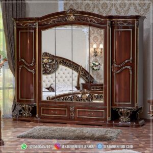 Contoh Desain Lemari Pakaian Mewah 6 Pintu Veranda