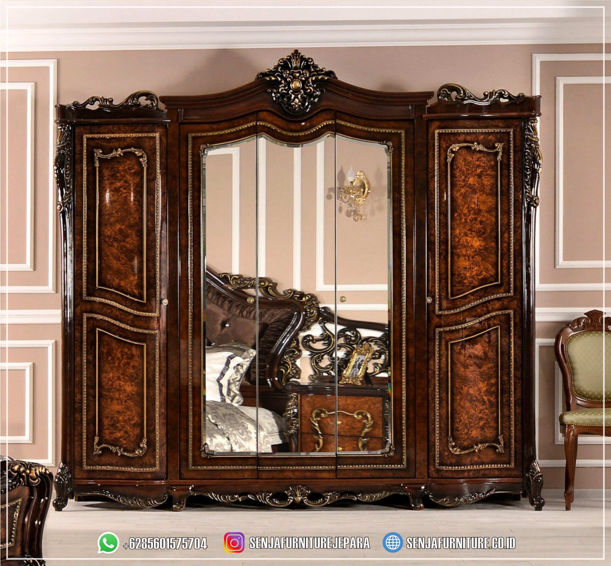 Mebel Lemari Pakaian Mewah Jati Jepara Terbaik Lorenzo Lemari Pakaian Mewah, Lemari Pakaian Klasik, Lemari Pakaian Jati, Lemari Pakaian Minimalis, Lemari Klasik Eropa, Lemari Pakaian Ukir Jepara, Lemari Pakaian 3 Pintu, Lemari Pakaian 4 Pintu, Lemari Pakaian 5 Pintu, Lemari Pakaian 6 Pintu, Classic Wardrobe, Lemari Baju Mewah, Classic Wardrobe